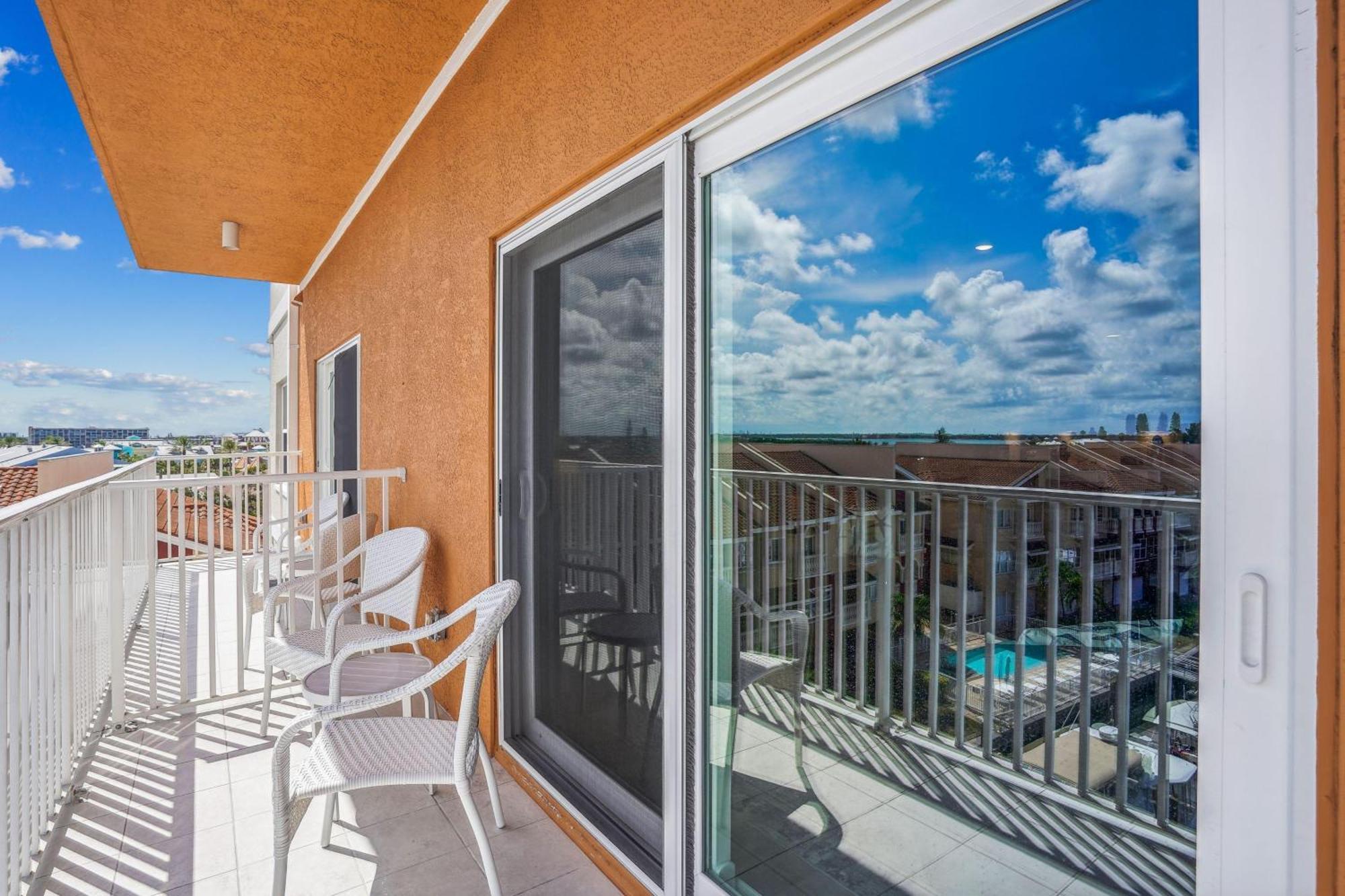 Madeira Bay Resort I 1505 St. Pete Beach Exterior photo